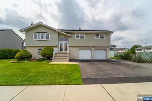 5 La Rosa Dr, Little Ferry, NJ 07643 - Photo 3