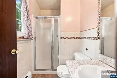 17 Lunn Avenue, Bergenfield, NJ 07621 - Photo 27