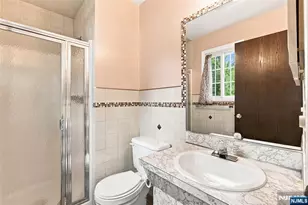 17 Lunn Ave, Bergenfield, NJ 07621 - Photo 31