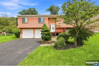 17 Lunn Avenue, Bergenfield, NJ 07621 - Photo 1