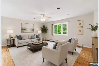 17 Lunn Avenue, Bergenfield, NJ 07621 - Photo 9