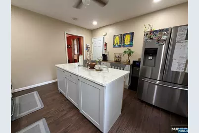 551 Hoboken 2 #2, Carlstadt, NJ 07072 - Photo 11