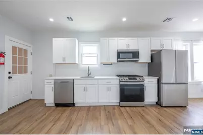 484 Prospect Street, East Orange, NJ 07017 - Photo 17