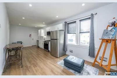 484 Prospect Street, East Orange, NJ 07017 - Photo 9