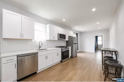 484 Prospect Street, East Orange, NJ 07017 - Photo 5