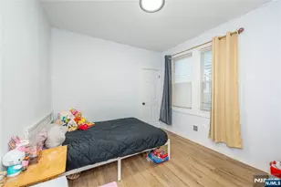 484 Prospect St, East Orange, NJ 07017 - Photo 15