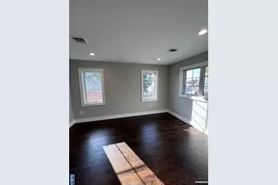 839 Pleasantview Terrace 2 #2, Ridgefield, NJ 07657 - Photo 11