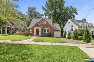 680 Northumberland Rd, Teaneck Township, NJ 07666 - Photo 1