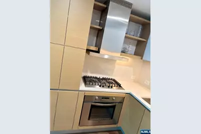77 Hudson, Jersey City, NJ 07302 - Photo 11