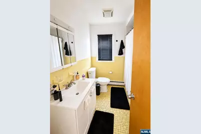 52 Valley Street, Newark, NJ 07106 - Photo 23