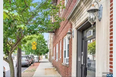 99 Pine Street 1A #1A, Montclair, NJ 07042 - Photo 9