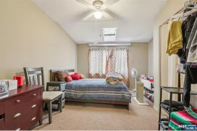 211 Newark Avenue, Bloomfield, NJ 07003 - Photo 19