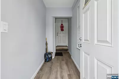 211 Newark Avenue, Bloomfield, NJ 07003 - Photo 3