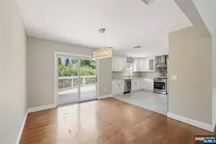 377 Chelsea St, Paramus, NJ 07652 - Photo 9