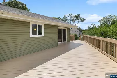 377 Chelsea Street, Paramus, NJ 07652 - Photo 25