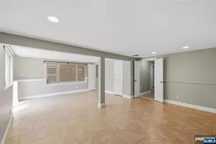 377 Chelsea St, Paramus, NJ 07652 - Photo 17