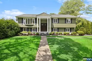377 Chelsea St, Paramus, NJ 07652 - Photo 1