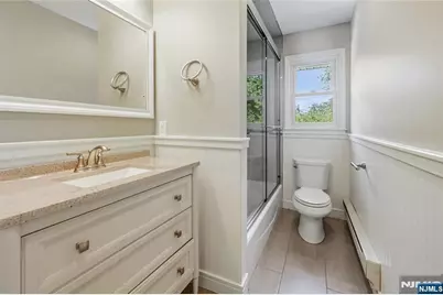 377 Chelsea Street, Paramus, NJ 07652 - Photo 21