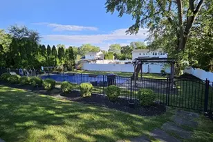 11 Benjamin Pl, Pequannock Township, NJ 07440 - Photo 33