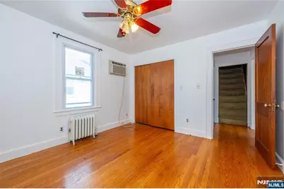 8-02 Henderson Boulevard, Fair Lawn, NJ 07410 - Photo 15