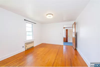 8-02 Henderson Boulevard, Fair Lawn, NJ 07410 - Photo 7