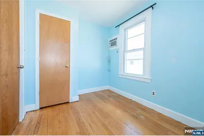 8-02 Henderson Boulevard, Fair Lawn, NJ 07410 - Photo 11