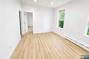 6045 Blvd East C9, West New York, NJ 07093 - Photo 5