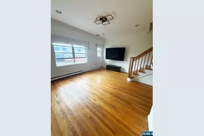 548 Palisade Avenue 4 #4, Garfield, NJ 07026 - Photo 9