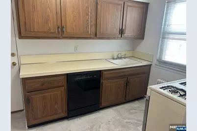 50 S 1st Street 3A #3A, Bergenfield, NJ 07621 - Photo 7