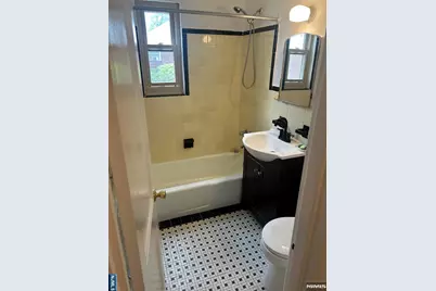 50 S 1st Street 3A #3A, Bergenfield, NJ 07621 - Photo 9