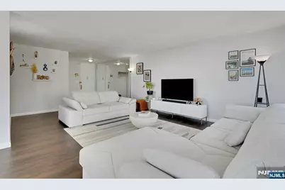 200 Winston Drive 2504 #2504, Cliffside Park, NJ 07010 - Photo 3