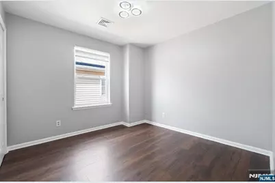 725 19th Street, Newark, NJ 07103 - Photo 19