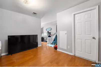725 19th Street, Newark, NJ 07103 - Photo 31