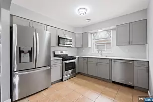 725 19th St, Newark, NJ 07103 - Photo 17