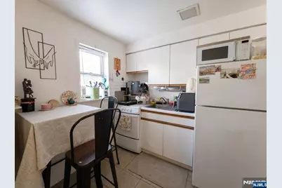201 12th 25 #25, Palisades Park, NJ 07650 - Photo 3