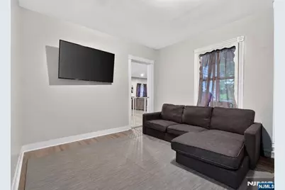 10 Prospect Avenue, Woodcliff Lake, NJ 07677 - Photo 9
