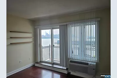 6309 City Place 6309 #6309, Edgewater, NJ 07020 - Photo 7