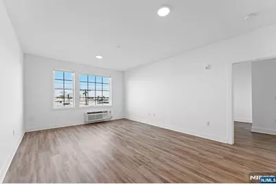 520 Cliff Street 202 #202, Fairview, NJ 07022 - Photo 15