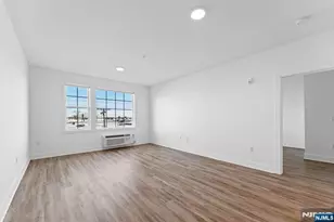 520 Cliff Street 202, Fairview, NJ 07022 - Photo 15