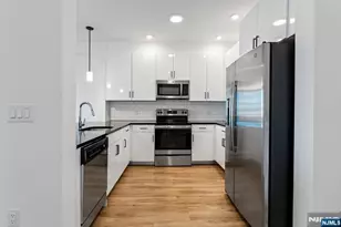 520 Cliff Street 202, Fairview, NJ 07022 - Photo 7