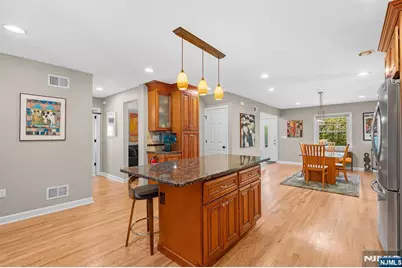 164 Kensington Road, River Edge, NJ 07661 - Photo 9