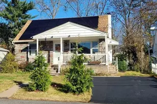 15 Brook St, Mahwah, NJ 07430 - Photo 1