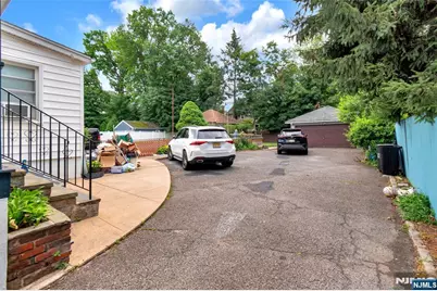 558 Argyle Avenue 2 #2, Orange, NJ 07050 - Photo 17