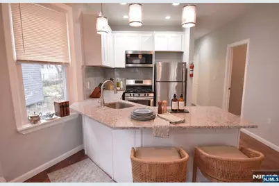 83 Arsdale Terrace 1 #1, East Orange, NJ 07018 - Photo 1