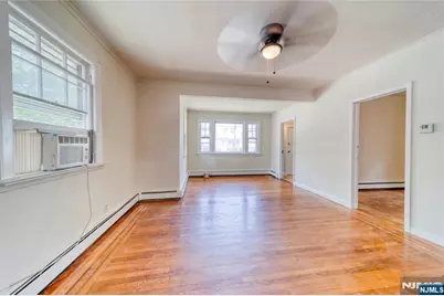 824 Linden Avenue, Ridgefield, NJ 07657 - Photo 5
