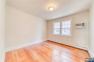 824 Linden Ave, Ridgefield, NJ 07657 - Photo 7