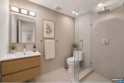 11 W Railroad Avenue 2 #2, Tenafly, NJ 07670 - Photo 13
