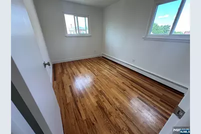 219 Cliff Street 2 #2, Cliffside Park, NJ 07010 - Photo 21
