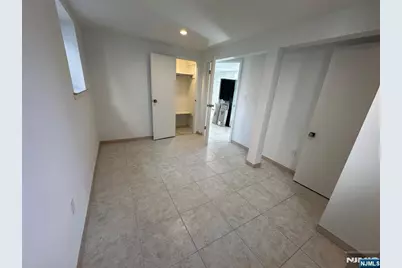 219 Cliff Street G #G, Cliffside Park, NJ 07010 - Photo 3
