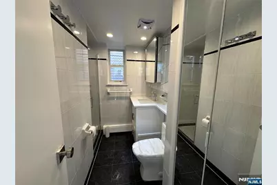 219 Cliff Street G #G, Cliffside Park, NJ 07010 - Photo 15